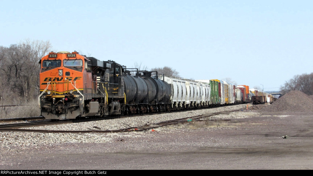 BNSF 6138